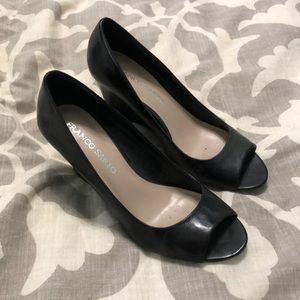 Black peep toe wedges